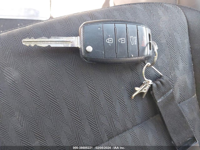 KIA FORTE LX 2016 KNAFK4A63G5566002 Image 11