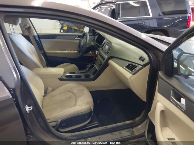 Hyundai SONATA SE 2015 5NPE24AF7FH061223 Image 5