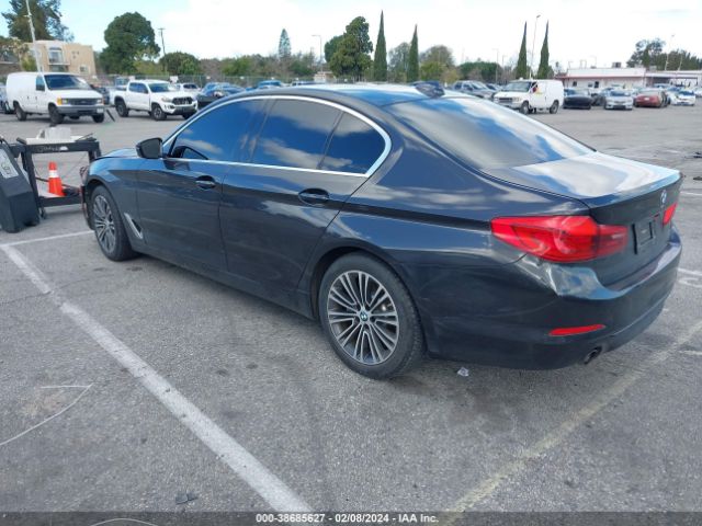 WBAJA5C55KWW13895 BMW 530I