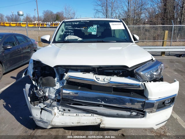 Toyota 4runner Limited 2022 JTEDU5JR7N5271952 Image 12