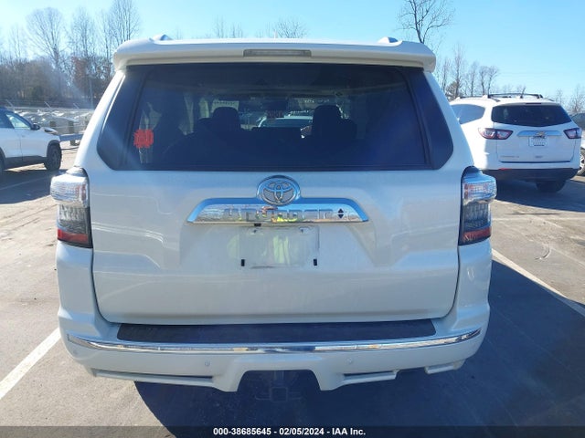 Toyota 4runner Limited 2022 JTEDU5JR7N5271952 Image 16