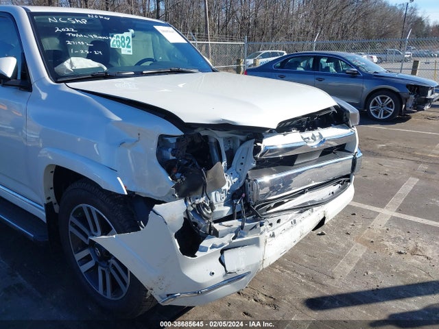 Toyota 4runner Limited 2022 JTEDU5JR7N5271952 Image 6
