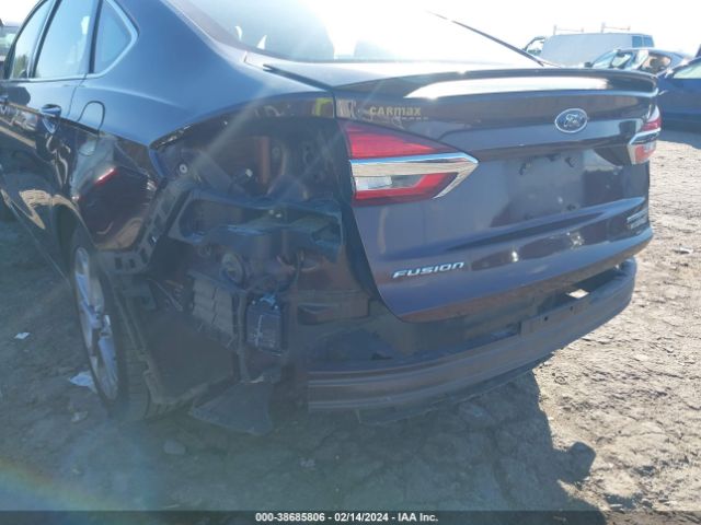 3FA6P0RU4KR265895 Ford Fusion Hybrid Titanium