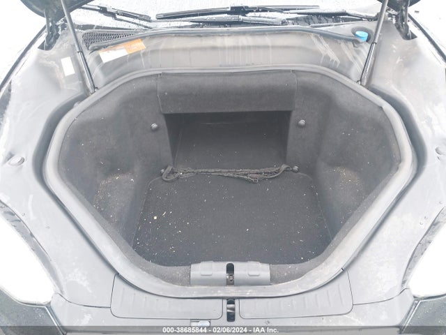 5YJSA1H13EFP40174 Tesla Model S P85