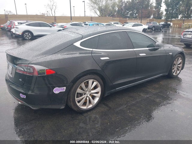 5YJSA1H13EFP40174 Tesla Model S P85