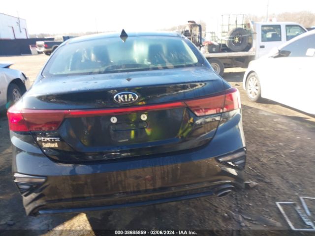 3KPF24AD2LE143198 KIA Forte Lxs