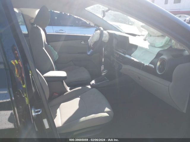 3KPF24AD2LE143198 KIA Forte Lxs