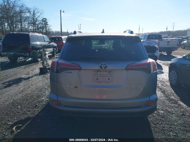Toyota RAV4 LE 2017 2T3BFREV6HW586047 Image 16