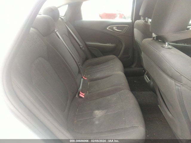 Chrysler 200 Limited 2015 1C3CCCAB2FN684605 Image 8