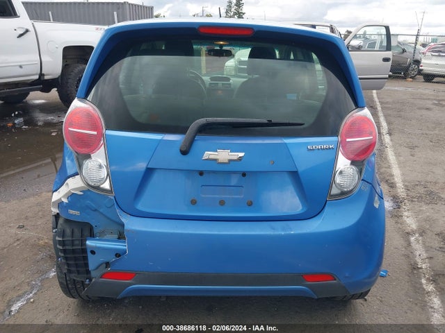 Chevrolet Spark 1lt Auto 2014 KL8CD6S96EC510965 Image 16