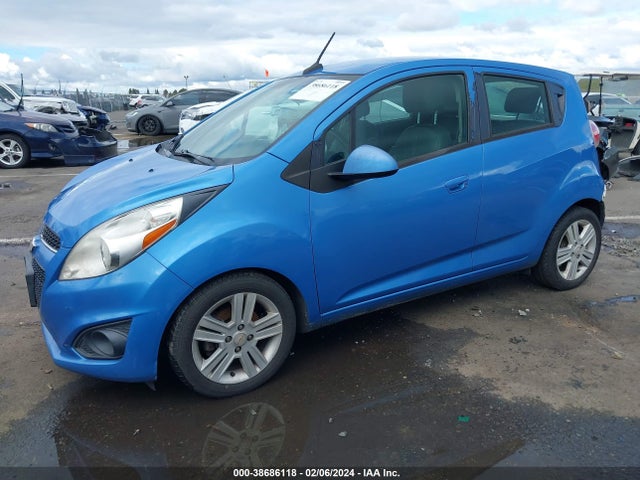 Chevrolet Spark 1lt Auto 2014 KL8CD6S96EC510965 Image 2