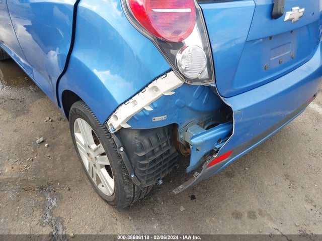 Chevrolet Spark 1lt Auto 2014 KL8CD6S96EC510965 Image 6