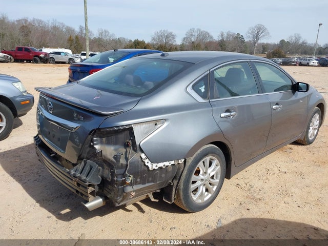 Nissan Altima 2.5 S 2015 1N4AL3AP7FC118861 Image 4