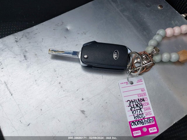 KIA FORTE FE 2019 3KPF24AD2KE105078 Image 11