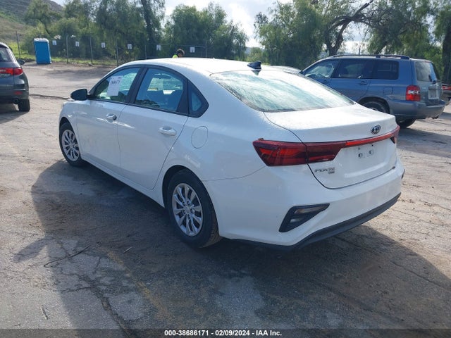 KIA FORTE FE 2019 3KPF24AD2KE105078 Image 3