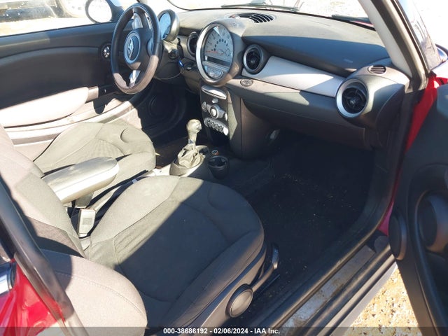2009 MINI COOPER WMWMF33579TW72445 Photo 4