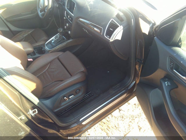 Audi Q5 2.0t Premium 2014 WA1LFAFP1EA033509 Image 5