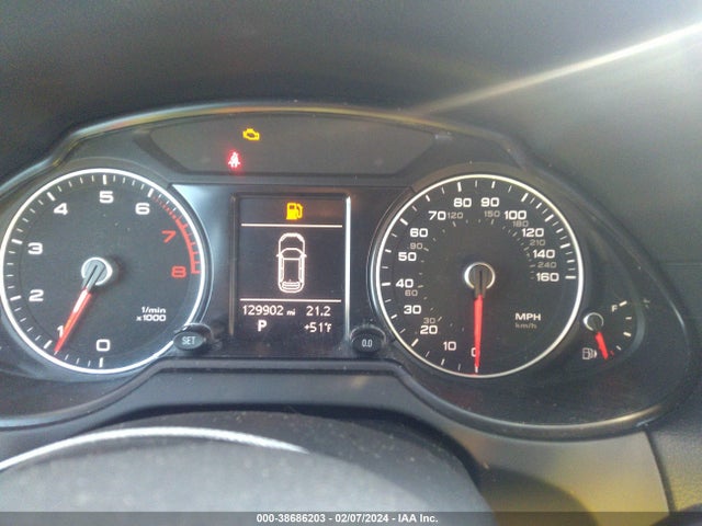 Audi Q5 2.0t Premium 2014 WA1LFAFP1EA033509 Image 7