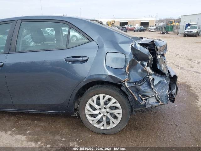 2017 TOYOTA COROLLA LE VIN: 2T1BURHE0HC886730