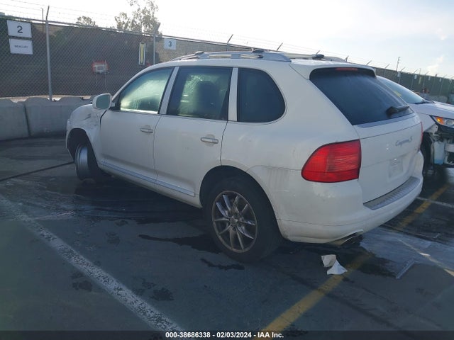 2006 PORSCHE CAYENNE WP1AB29P36LA64551 Photo 2