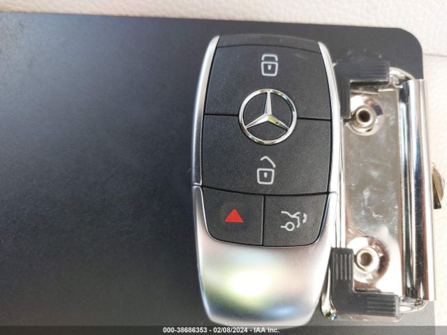 W1N9M0KB9PN056566 Mercedes-Benz Eqb 300 Suv 4matic
