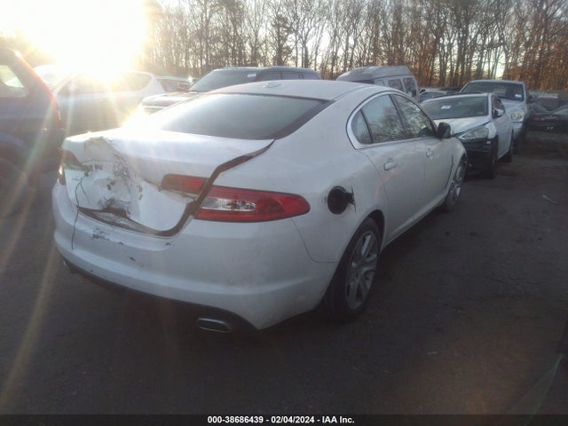 2009 JAGUAR XF SAJWA05B09HR41532 Photo 3