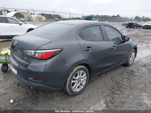 3MYDLBZV8GY123887 Scion IA