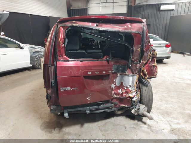 2C4RDGEG9JR195632 Dodge Grand Caravan Gt