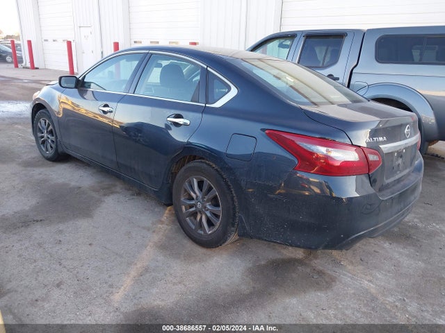 Nissan Altima 2.5 S 2018 1N4AL3AP0JC283935 Image 3