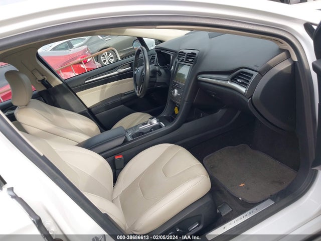 Ford Fusion Energi Titanium 2017 3FA6P0SU8HR354193 Image 5