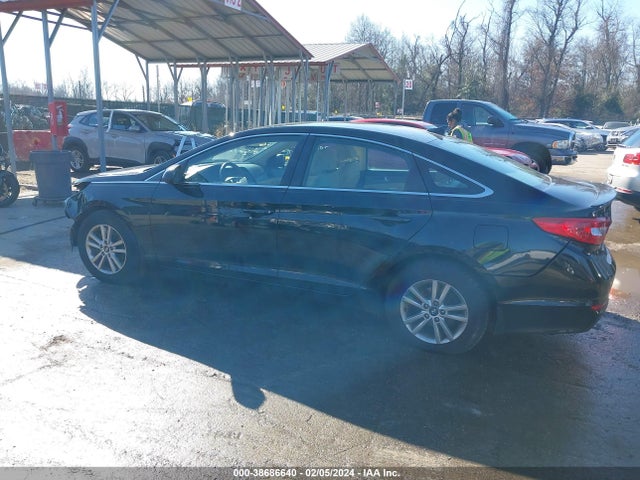2017 HYUNDAI SONATA SE VIN: 5NPE24AF4HH559947