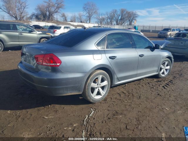 1VWAS7A38FC113618 Volkswagen Passat 1.8t Limited Edition