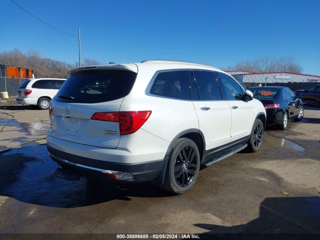 Honda Pilot Touring 2017 5FNYF6H95HB001987 Image 4