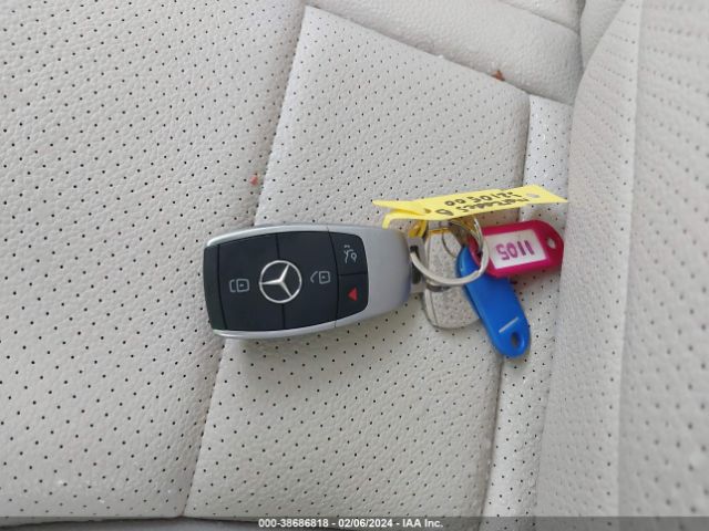 W1N0G8DB9MV267631 Mercedes-Benz Glc 300 Suv