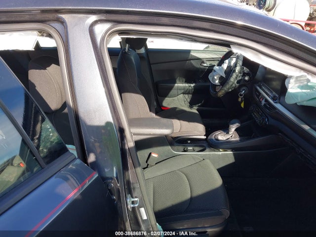 KIA Forte Lxs 2019 3KPF24AD2KE103072 Image 5