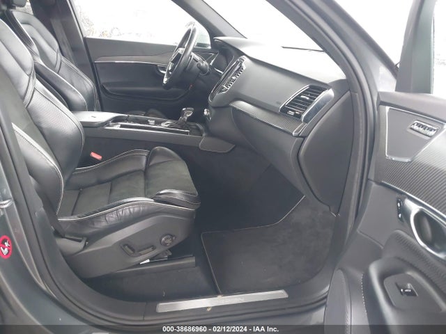YV4102KM5J1211011 Volvo Xc90 T5 R-design 5p