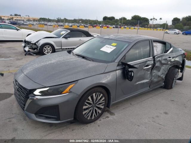 1N4BL4DV5RN352879 Nissan Altima Sv Fwd