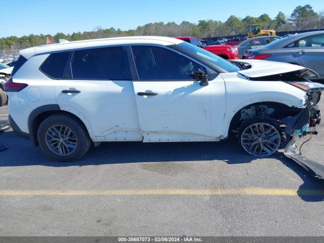 5N1AT3AA2MC823534 Nissan Rogue S Fwd