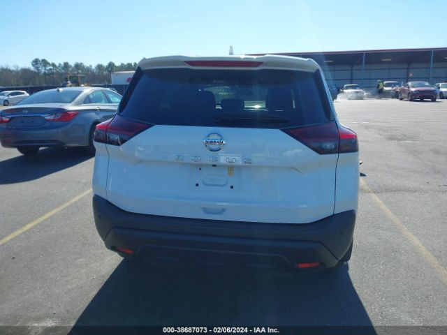 5N1AT3AA2MC823534 Nissan Rogue S Fwd