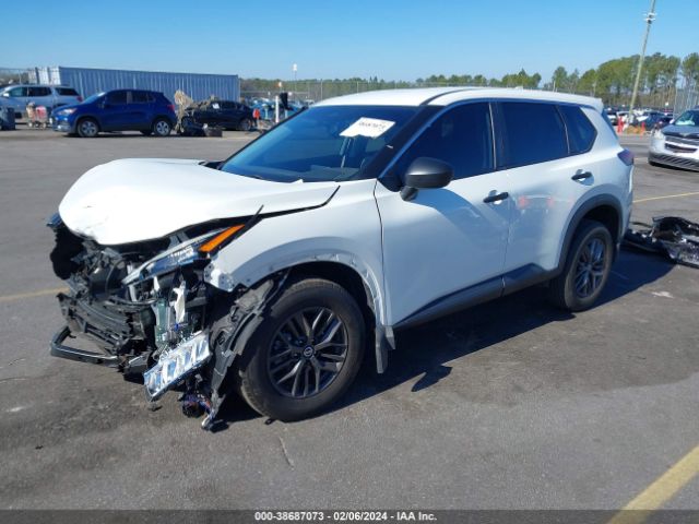 5N1AT3AA2MC823534 Nissan Rogue S Fwd