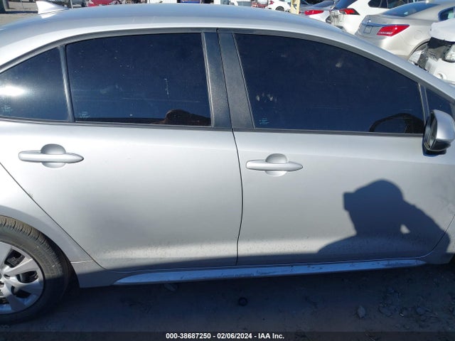 Toyota COROLLA LE 2021 5YFEPMAE6MP202145 Image 13