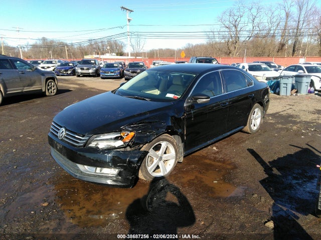 1VWAT7A33FC118108 Volkswagen Passat 1.8t Limited Edition