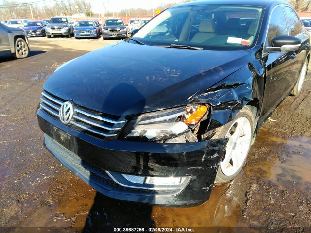 1VWAT7A33FC118108 Volkswagen Passat 1.8t Limited Edition