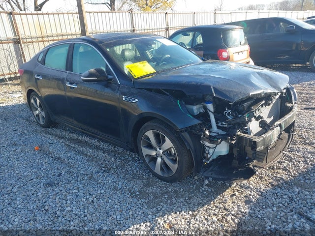 KIA Optima S 2019 5XXGT4L31KG370202 Image 1