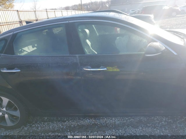 KIA Optima S 2019 5XXGT4L31KG370202 Image 14