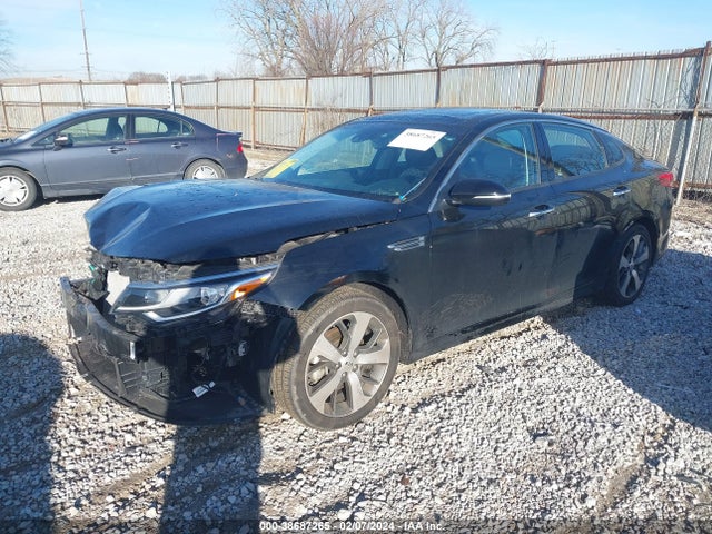 KIA Optima S 2019 5XXGT4L31KG370202 Image 2
