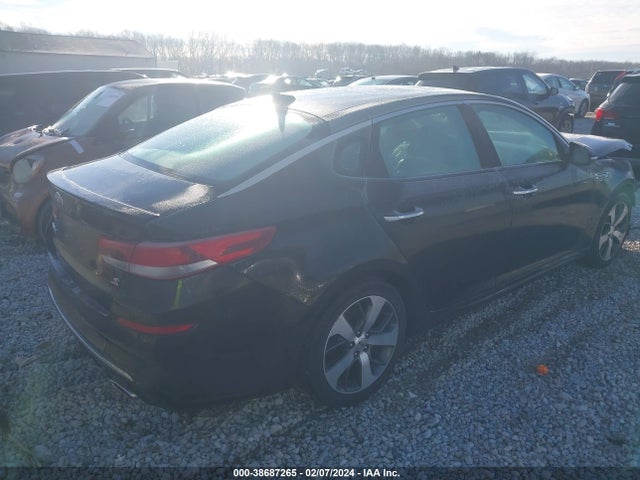 KIA Optima S 2019 5XXGT4L31KG370202 Image 4