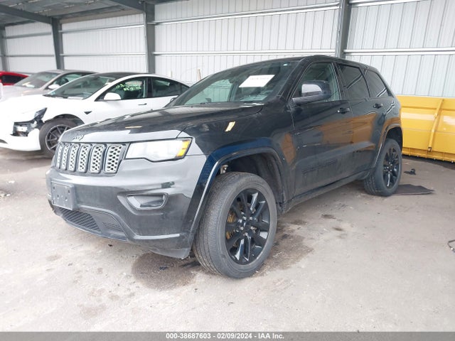 1C4RJFAG4JC367387 Jeep Grand Cherokee Altitude 4x4