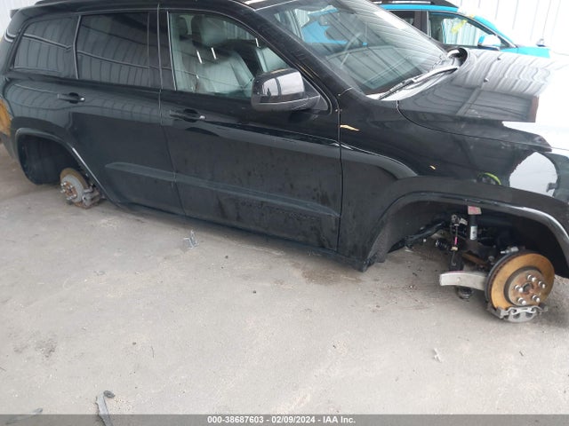 1C4RJFAG4JC367387 Jeep Grand Cherokee Altitude 4x4