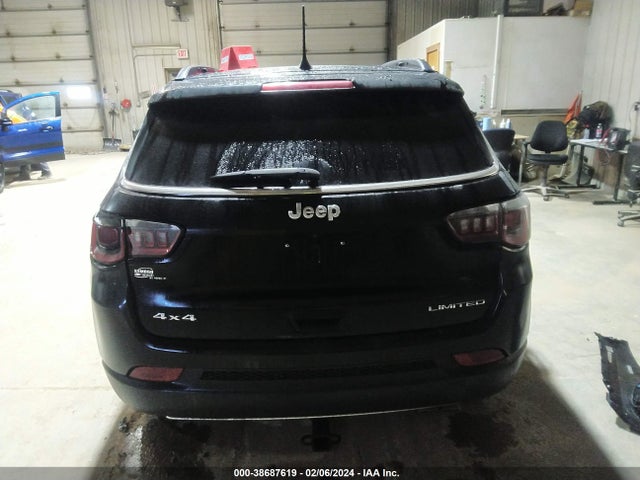 Jeep Compass Limited 4x4 2018 3C4NJDCB3JT131922 Image 17